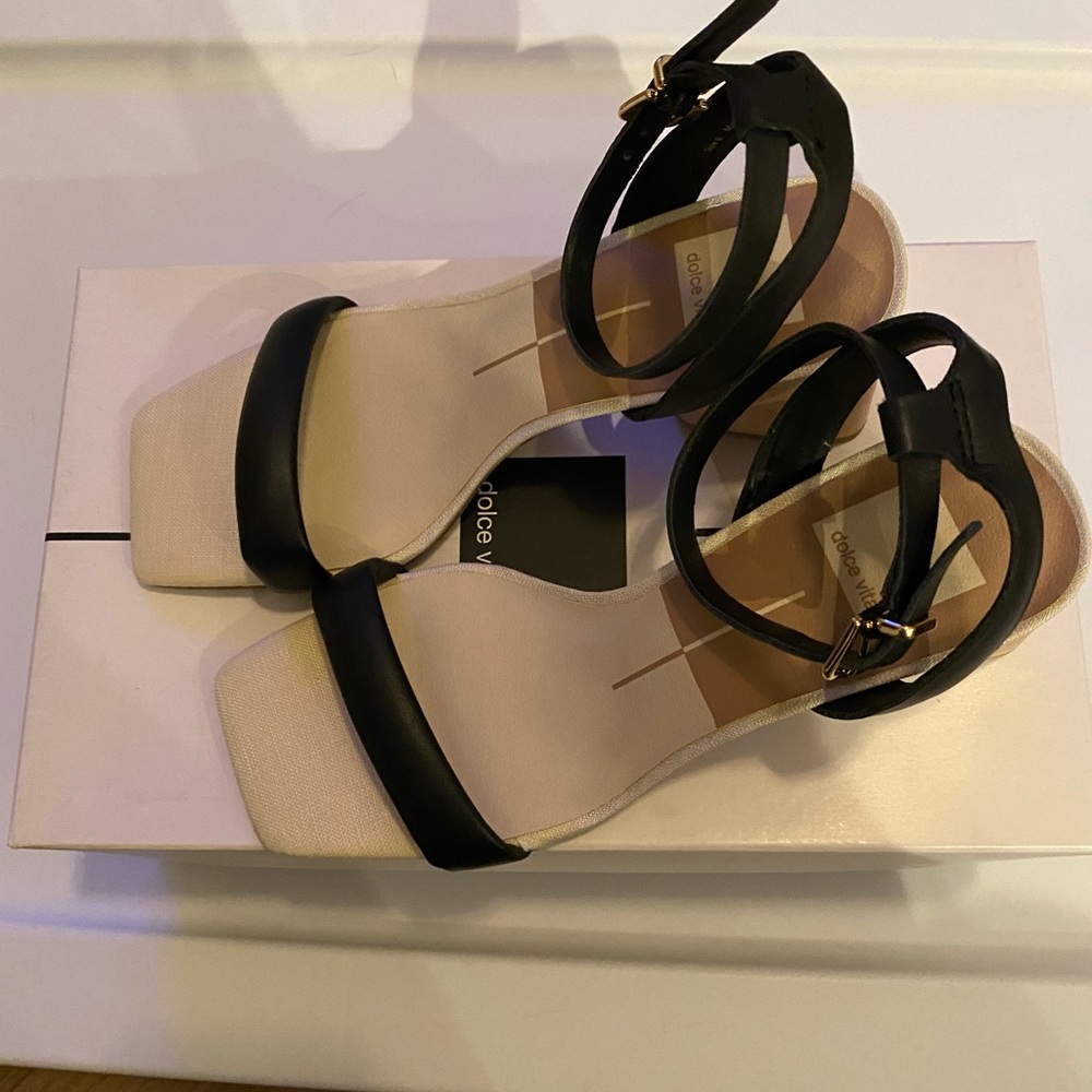 Dolce Vita black/tan sandals